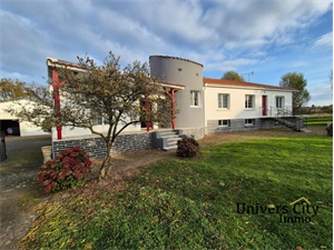 maison traditionnelle à la vente -   44650  LEGE, surface 193 m2 vente maison traditionnelle - UBI448698035